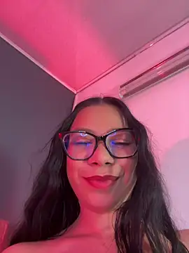 Snapshot of Little_Lexyy chatting on 7, 7, 2026 Little Lexyy online show from 7, 7, 2026