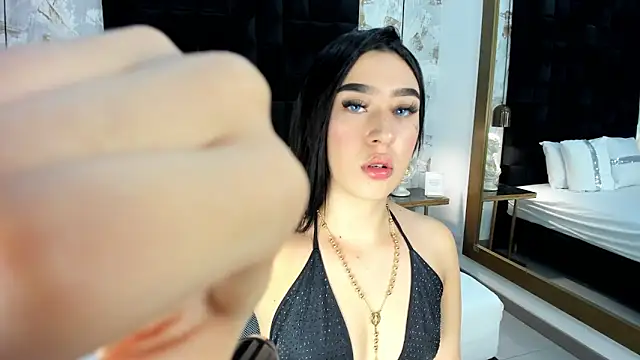 emily clarkk  online show from 23, 2, 2026