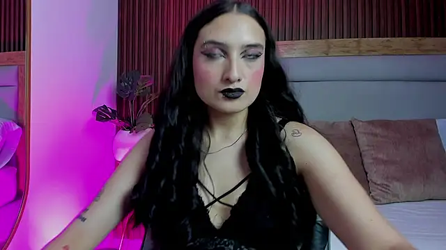 Snapshot of emma_hiltonn_ chatting on 28, 4, 2026 emma hiltonn online show from 28, 4, 2026