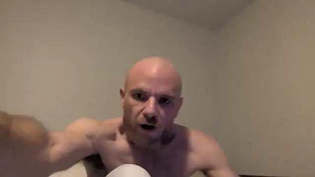 FrankieFuckMe online show from 5, 2, 2026