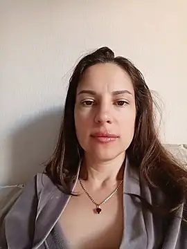 Snapshot of She-Moon chatting on 25, 6, 2026 She-Moon online show from 25, 6, 2026