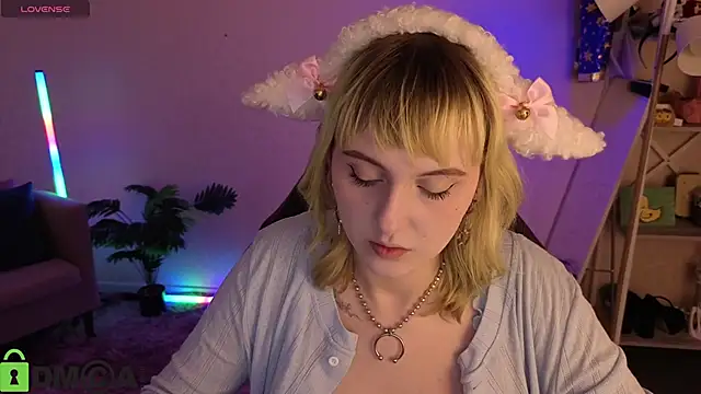 Roziett Belle online show from 14, 4, 2026