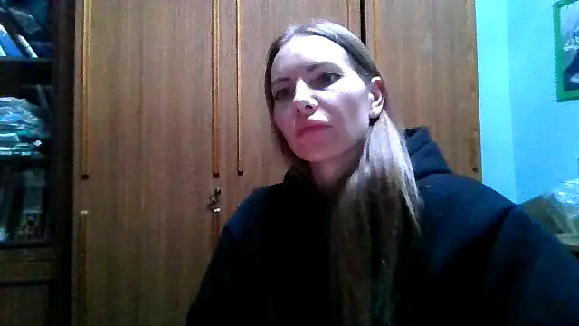 Snapshot of Valyssa chatting on 25, 6, 2026 Valyssa online show from 25, 6, 2026
