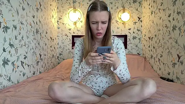 oopsnaked online show from 8, 6, 2026