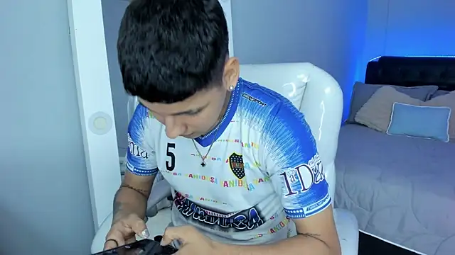 Liam9  online show from 10, 2, 2026