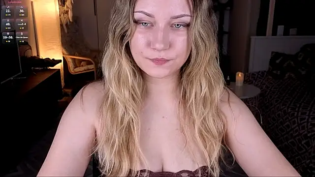 Snapshot of missyourtouch chatting on 17, 7, 2026 missyourtouch online show from 17, 7, 2026