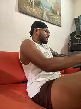 Snapshot of liyamjunior chatting on 21, 2, 2026 liyamjunior online show from 21, 2, 2026