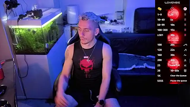 Rayzel White online show from 13, 2, 2026