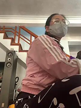 emgaisayhi online show from 3, 3, 2026