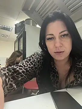  Mila Love online show from 4, 2, 2026