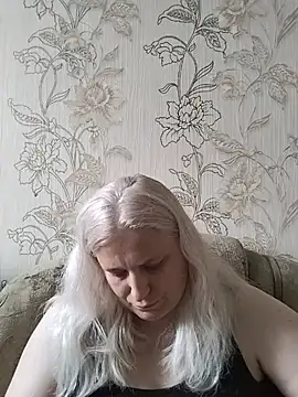 NyushaLollipop online show from 11, 7, 2026