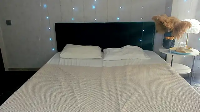 Snapshot of Mira_Silk chatting on 27, 2, 2026 Mira Silk online show from 27, 2, 2026