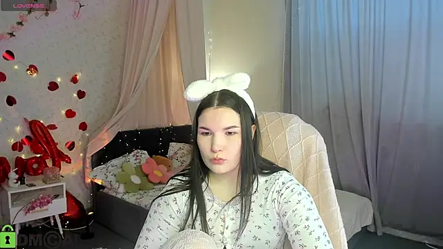 Snapshot of Mira_Silk chatting on 28, 2, 2026 Mira Silk online show from 28, 2, 2026