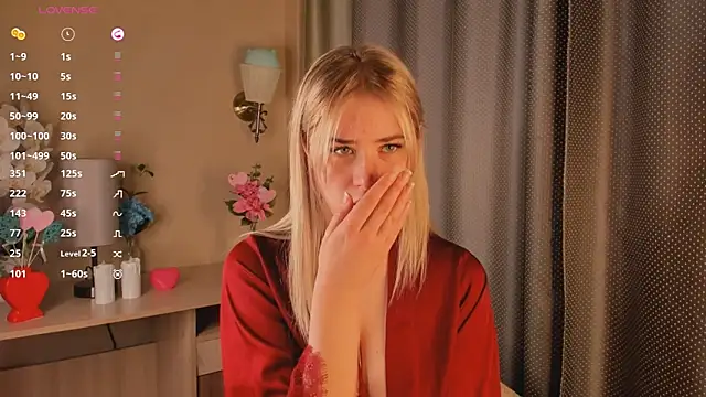 LuanaFincel online show from 10, 3, 2026