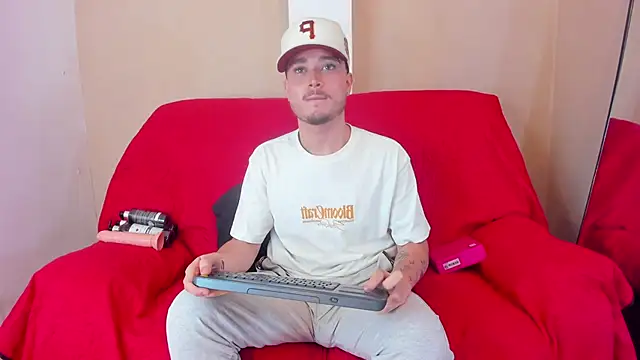 Salvattore Muller online show from 9, 4, 2026