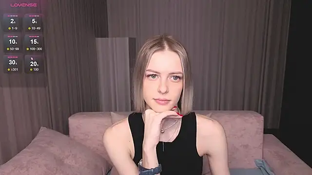 Snapshot of kittie_like18 chatting on 30, 4, 2026 kittie like18 online show from 30, 4, 2026