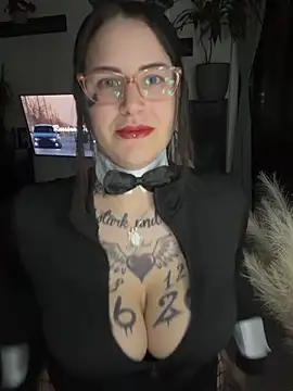 NyxTattoo online show from 5, 4, 2026