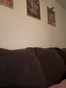 icelyne 2001 online show from 20, 2, 2026