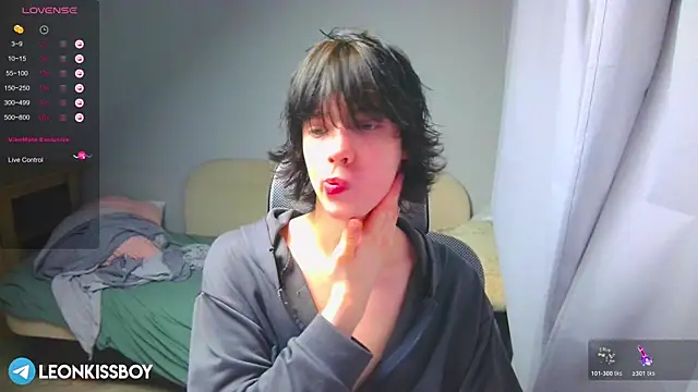 LeonBoykisser online show from 20, 3, 2026