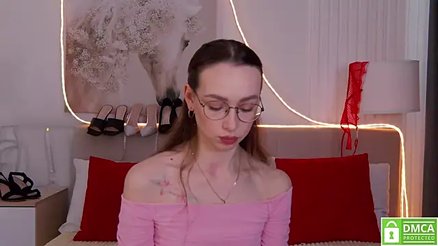 Emily Simon online show from 7, 3, 2026