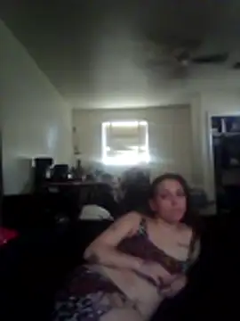 Snapshot of LadySn0w26 chatting on 9, 2, 2026 LadySn0w26 online show from 9, 2, 2026