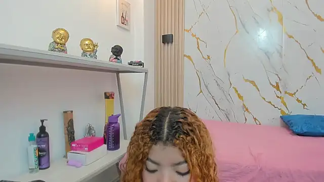 Zoey Taylor07 online show from 29, 5, 2026