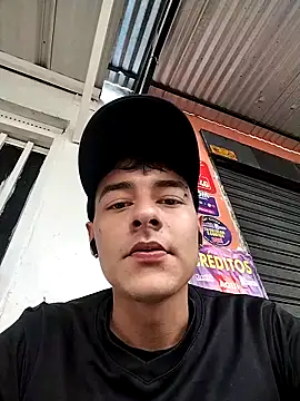 attractive-sexx online show from 2, 4, 2026