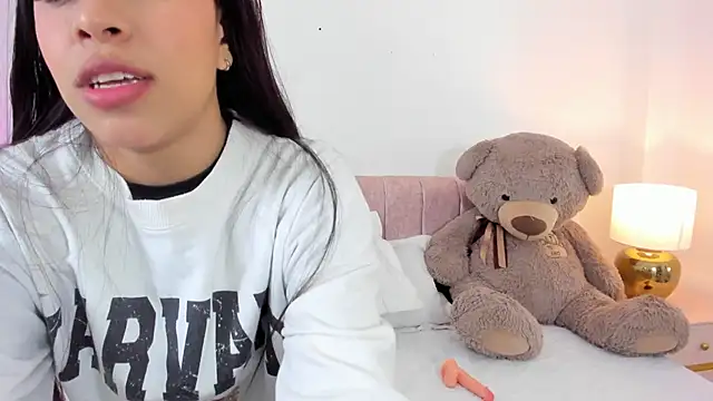  Caamilaa  online show from 15, 1, 2026