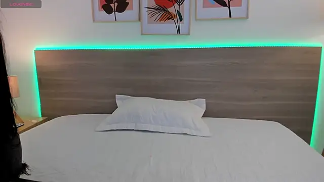  Caamilaa  online show from 24, 2, 2026