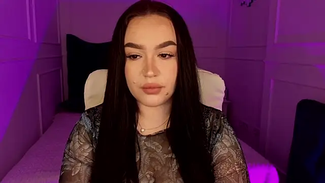 Snapshot of tinafox_ chatting on 3, 3, 2026 tinafox online show from 3, 3, 2026