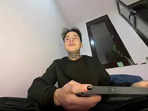 Snapshot of COLOMBIAN20CM chatting on 17, 3, 2026 COLOMBIAN20CM online show from 17, 3, 2026