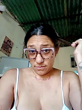Snapshot of mariacarlota chatting on 9, 5, 2026 mariacarlota online show from 9, 5, 2026