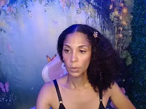 Snapshot of rosa_skinny chatting on 27, 4, 2026 rosa skinny online show from 27, 4, 2026