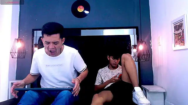 Snapshot of James_And_Kenet chatting on 27, 2, 2026 James And Kenet online show from 27, 2, 2026