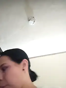 RossyAlvarez online show from 4, 4, 2026