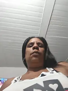 Snapshot of Zeyllyjhonson chatting on 29, 5, 2026 Zeyllyjhonson online show from 29, 5, 2026