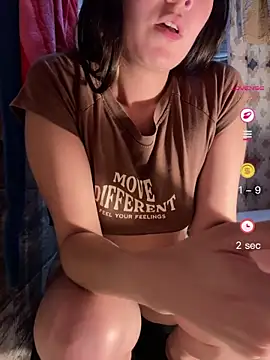 Snapshot of Raven__5 chatting on 31, 5, 2026 Raven 5 online show from 31, 5, 2026