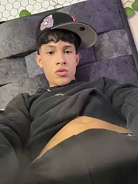 Adam hottie online show from 11, 2, 2026