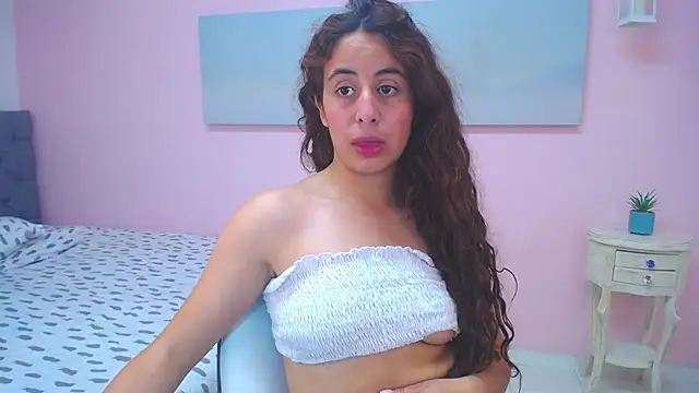 Snapshot of scarlett_clyde chatting on 11, 5, 2026 scarlett clyde online show from 11, 5, 2026