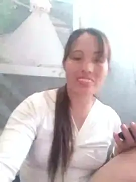 Snapshot of Gummiesu chatting on 21, 5, 2026 Gummiesu online show from 21, 5, 2026