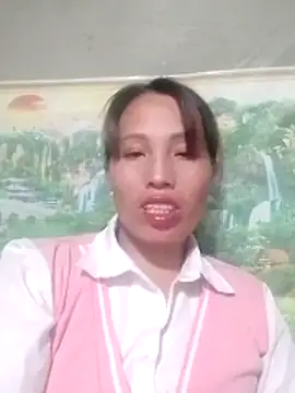 Snapshot of Gummiesu chatting on 24, 5, 2026 Gummiesu online show from 24, 5, 2026