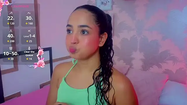 Snapshot of Emma_Thompssonn chatting on 27, 5, 2026 Emma Thompssonn online show from 27, 5, 2026
