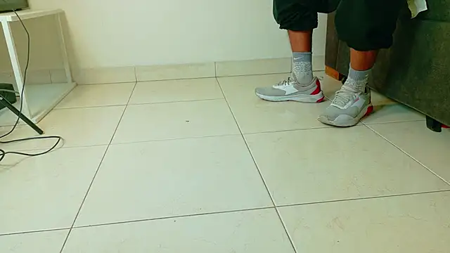 AndrewKenoxx  online show from 16, 2, 2026