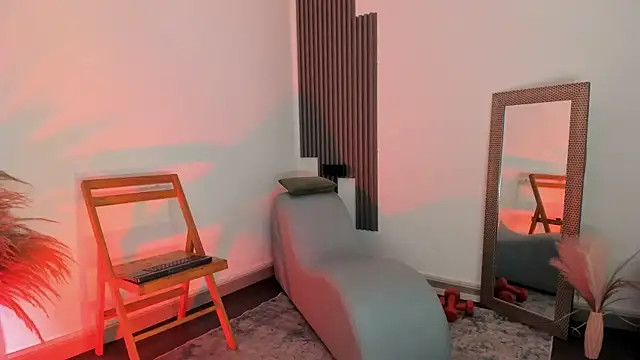 fransheskarossi online show from 4, 2, 2026