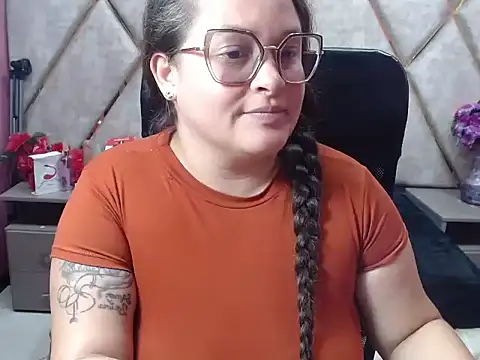 Sarah Boobs  online show from 20, 2, 2026