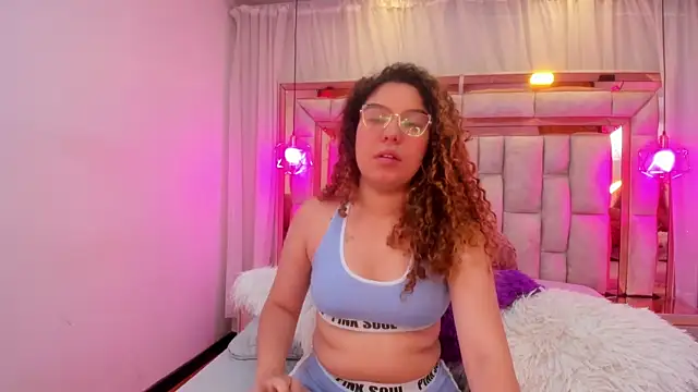 AllisonAdams  online show from 5, 4, 2026