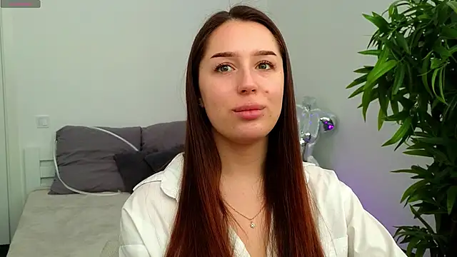 AnikaHarryson online show from 6, 3, 2026