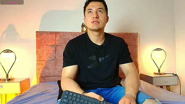 Alexander Connor online show from 23, 4, 2026