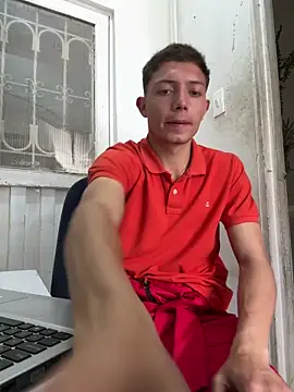 Snapshot of santiObrero chatting on 16, 6, 2026 santiObrero online show from 16, 6, 2026