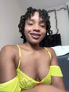 Snapshot of Ebony_love07 chatting on 6, 5, 2026 Ebony love07 online show from 6, 5, 2026